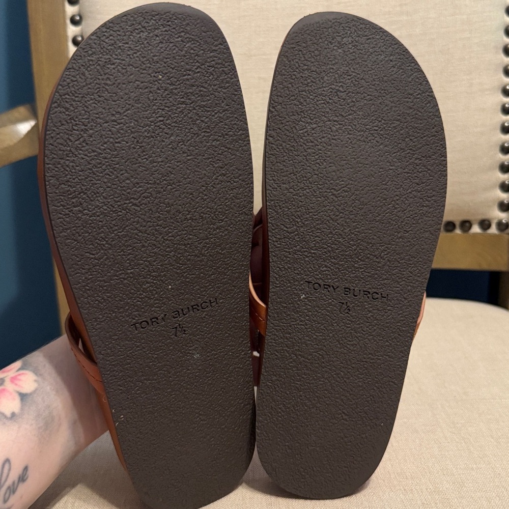 Tory Burch Brown Sandals, Size 7.5 - Picture 2 of 12